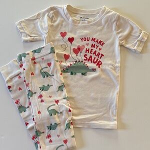 Old Navy 6T Valentine Pajamas